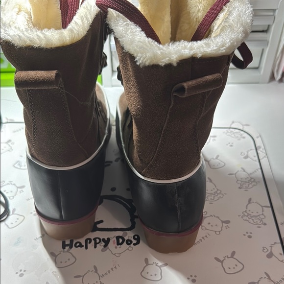 Women's Brown Winter Boots - Picture 3 of 7